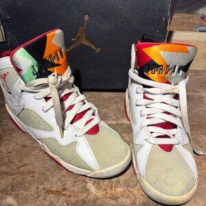 Air Jorndan Retro BG, 5.5, White/True Red